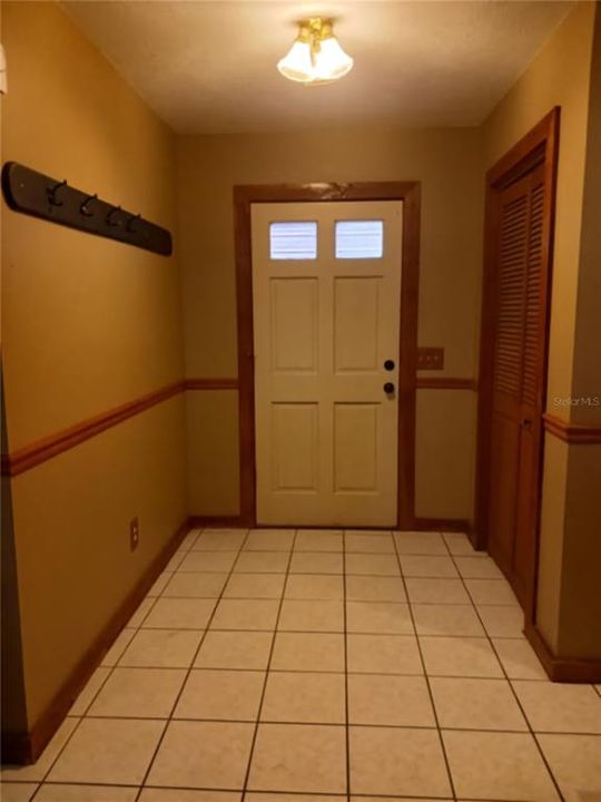 En Venta: $450,000 (3 camas, 2 baños, 1668 Pies cuadrados)