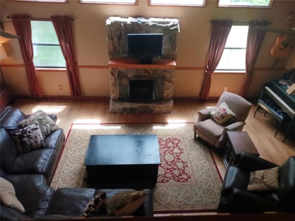 En Venta: $450,000 (3 camas, 2 baños, 1668 Pies cuadrados)