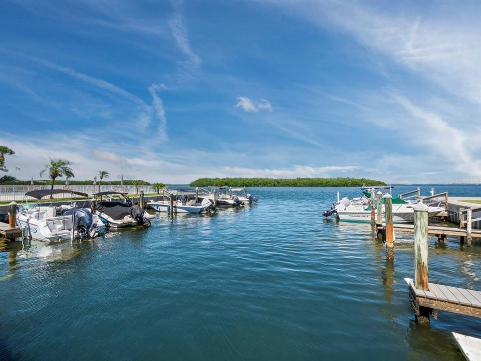 待售: $575,000 (2 贝兹, 2 浴室, 1144 平方英尺)