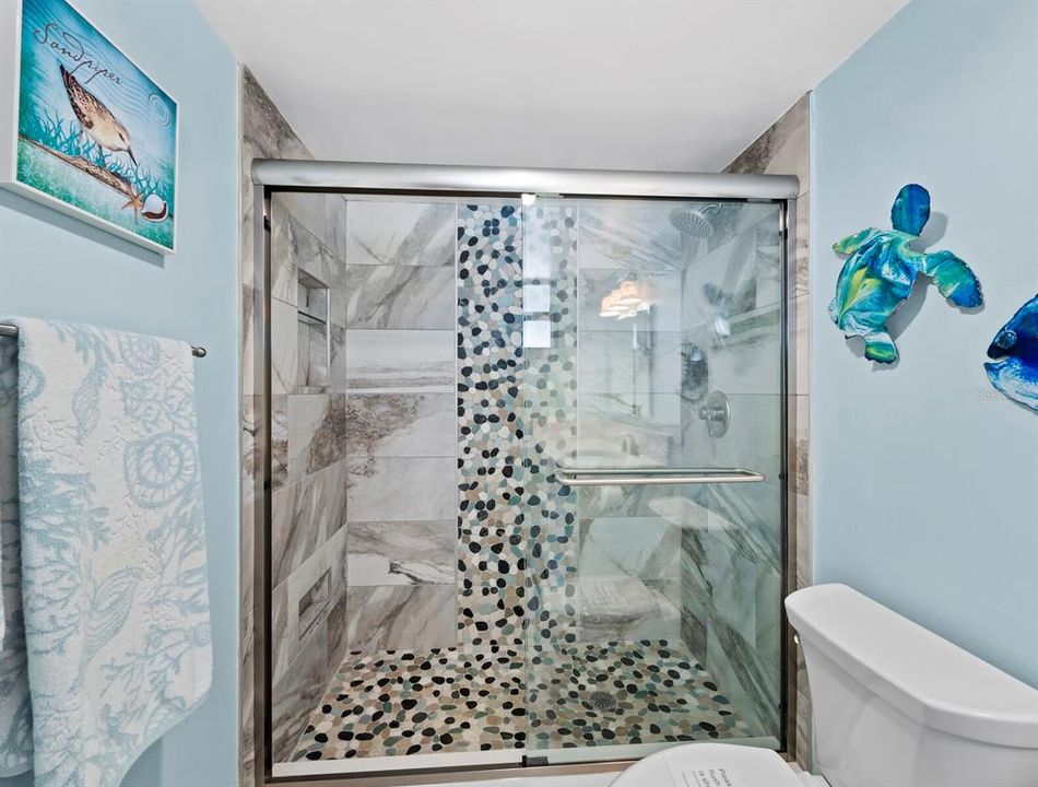 待售: $575,000 (2 贝兹, 2 浴室, 1144 平方英尺)