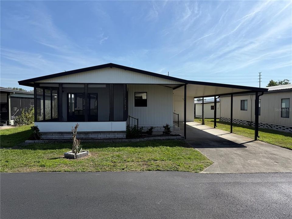 En Venta: $116,900 (2 camas, 2 baños, 816 Pies cuadrados)