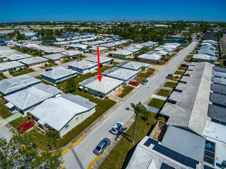 For Sale: $254,900 (2 beds, 2 baths, 1440 Square Feet)