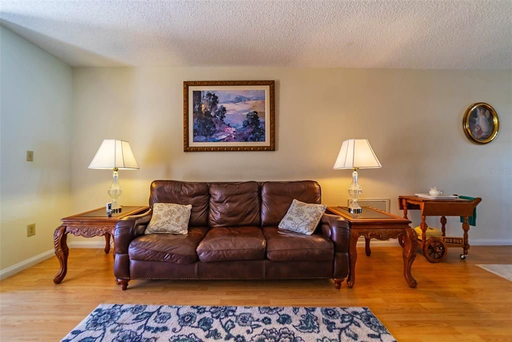 For Sale: $254,900 (2 beds, 2 baths, 1440 Square Feet)