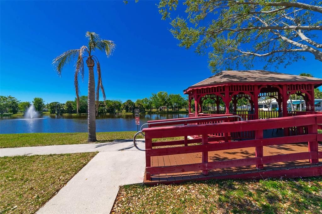 For Sale: $254,900 (2 beds, 2 baths, 1440 Square Feet)