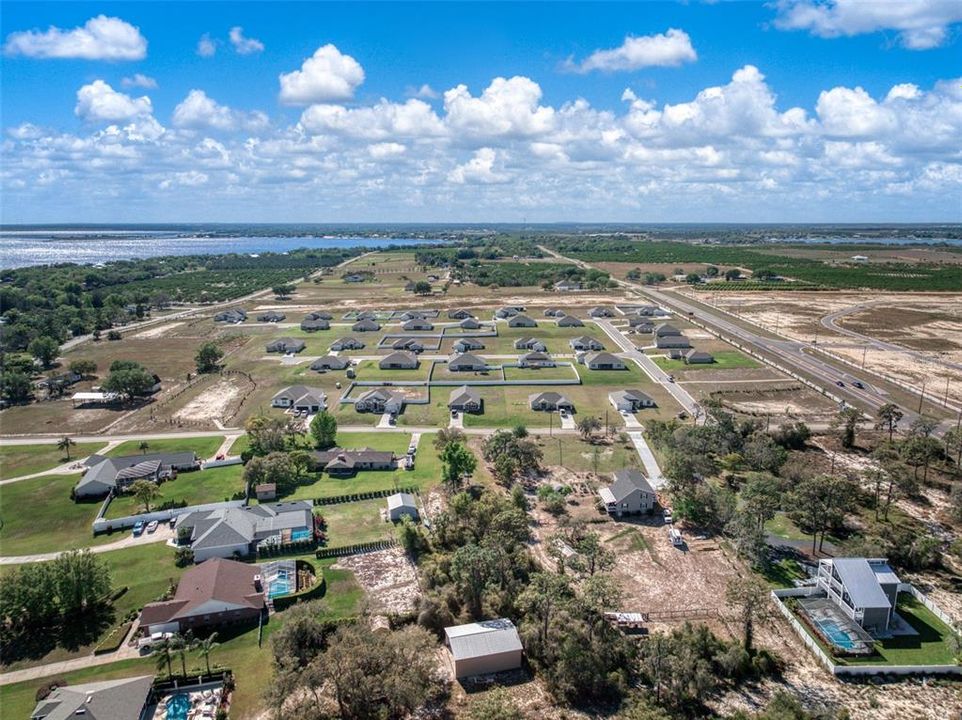 На продажу: $559,999 (4 спален, 2 ванн, 2427 Квадратных фут)