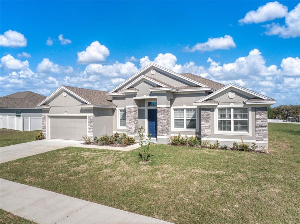 На продажу: $559,999 (4 спален, 2 ванн, 2427 Квадратных фут)