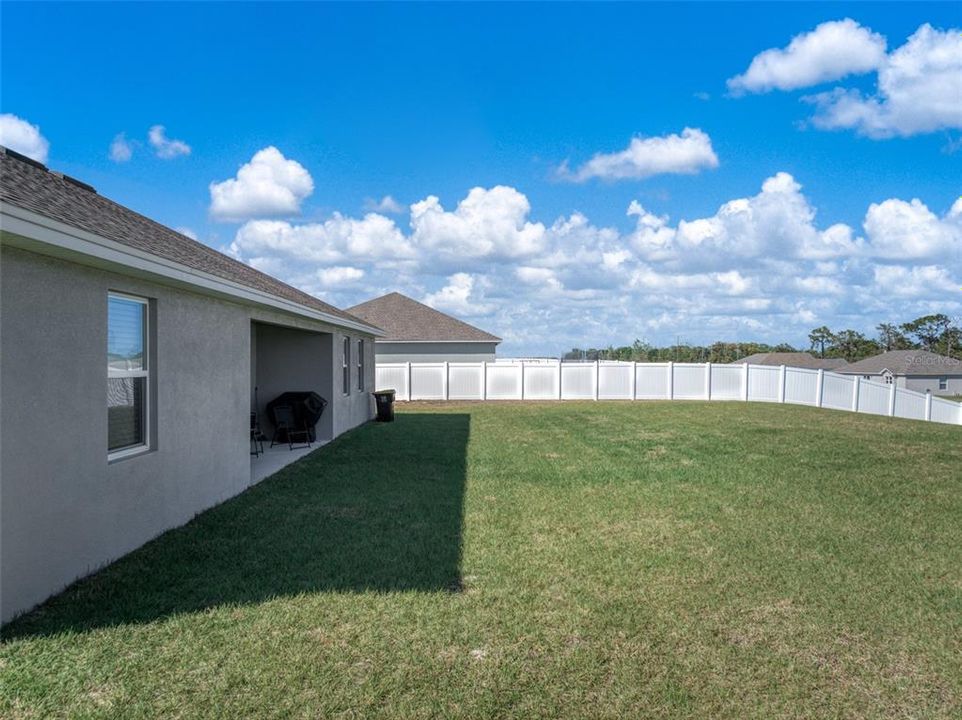 На продажу: $559,999 (4 спален, 2 ванн, 2427 Квадратных фут)