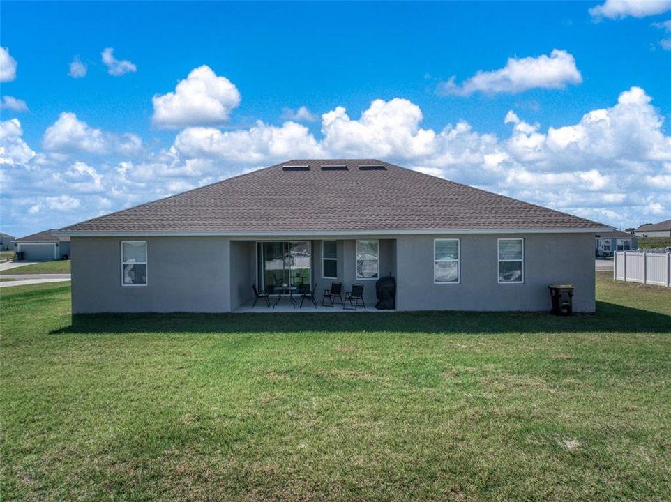 На продажу: $559,999 (4 спален, 2 ванн, 2427 Квадратных фут)