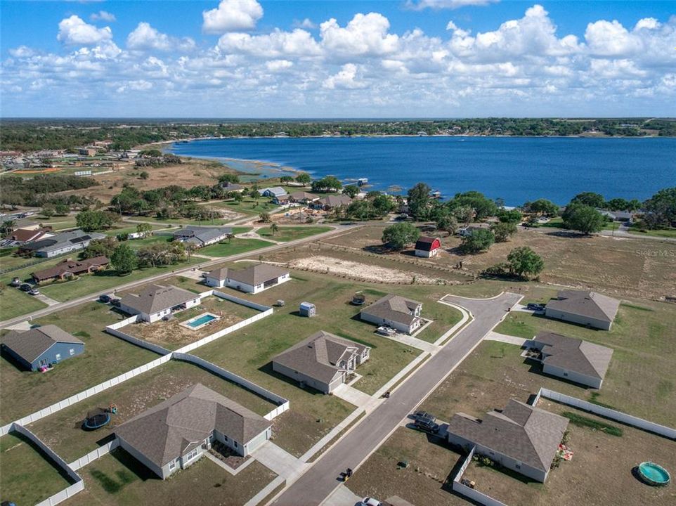 На продажу: $559,999 (4 спален, 2 ванн, 2427 Квадратных фут)