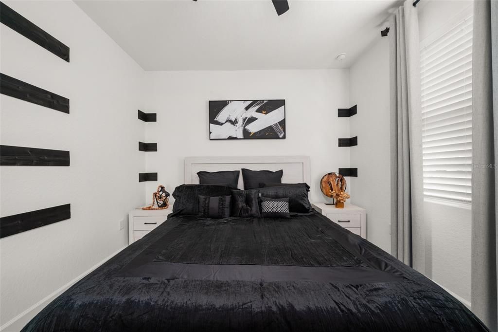 На продажу: $559,999 (4 спален, 2 ванн, 2427 Квадратных фут)