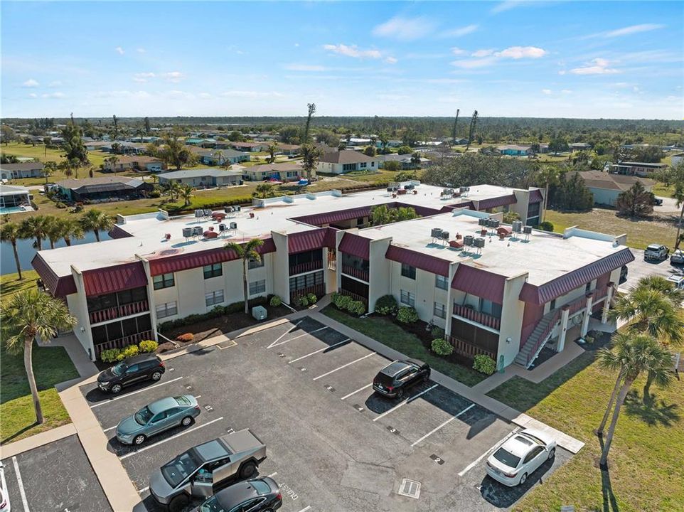 For Sale: $174,900 (1 beds, 1 baths, 780 Square Feet)