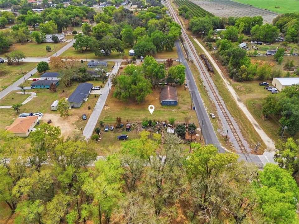 На продажу: $42,500 (0.22 acres)