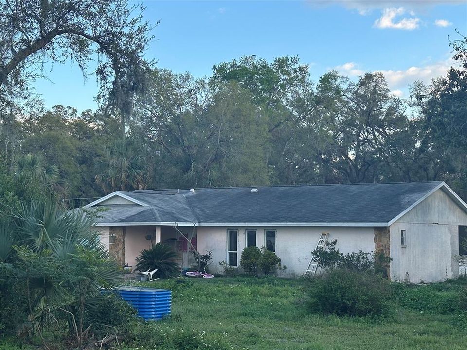 For Sale: $325,000 (4 beds, 2 baths, 2341 Square Feet)