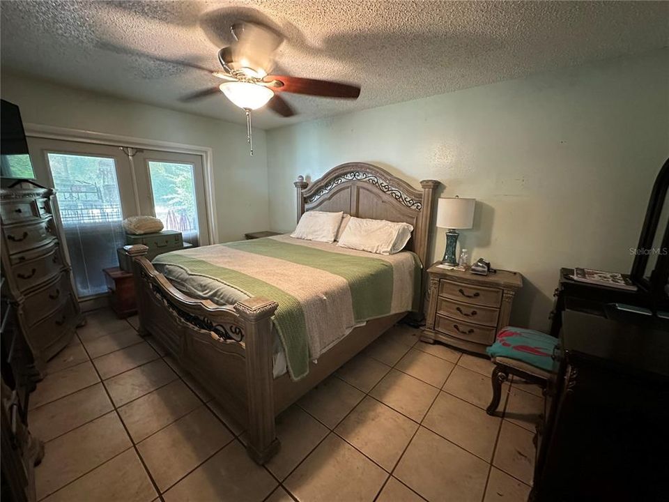 For Sale: $325,000 (4 beds, 2 baths, 2341 Square Feet)