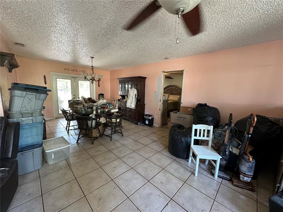 For Sale: $325,000 (4 beds, 2 baths, 2341 Square Feet)