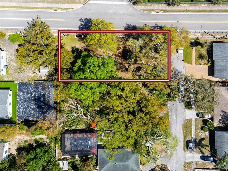 На продажу: $99,000 (0.19 acres)