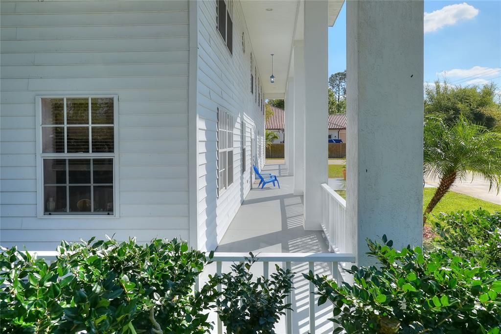 For Sale: $1,460,000 (6 beds, 7 baths, 6500 Square Feet)