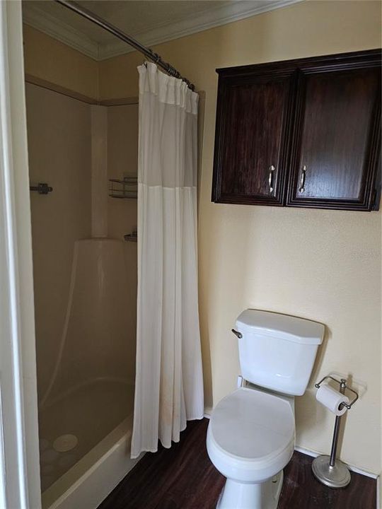 Active With Contract: $154,900 (2 beds, 2 baths, 1404 Square Feet)