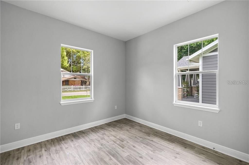 For Sale: $395,000 (3 beds, 2 baths, 1533 Square Feet)