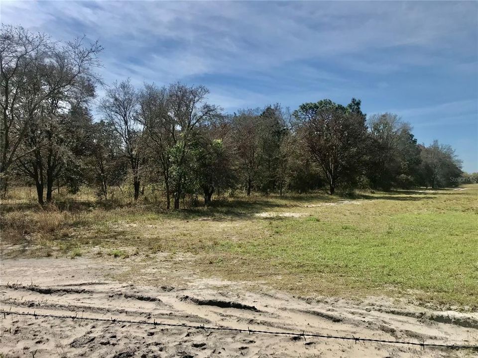 For Sale: $1,115,000 (60.00 acres)