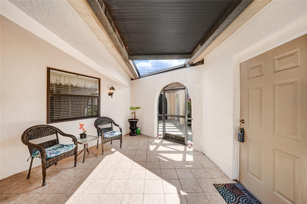 Active With Contract: $259,900 (3 beds, 2 baths, 1631 Square Feet)