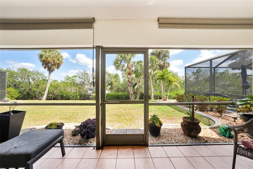 Active With Contract: $259,900 (3 beds, 2 baths, 1631 Square Feet)