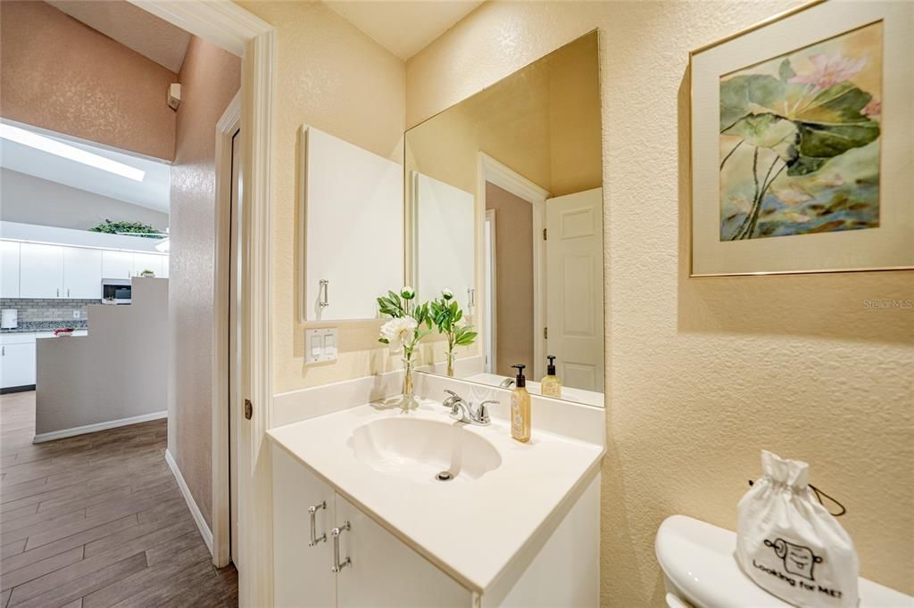 Active With Contract: $259,900 (3 beds, 2 baths, 1631 Square Feet)