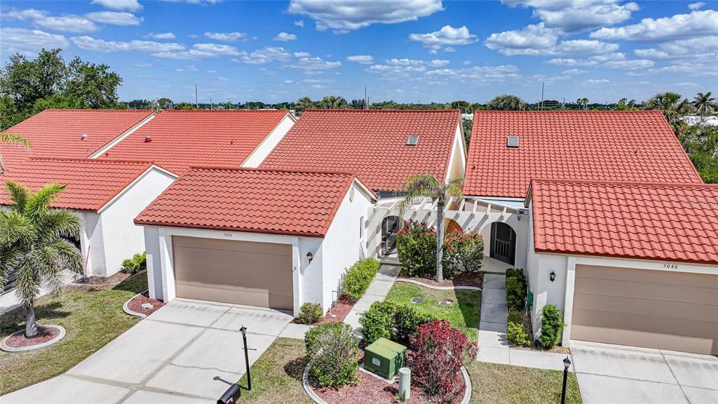 Active With Contract: $259,900 (3 beds, 2 baths, 1631 Square Feet)