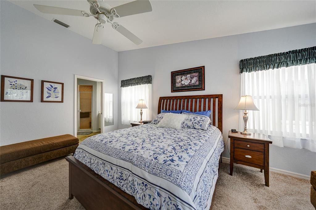 Active With Contract: $259,900 (3 beds, 2 baths, 1631 Square Feet)