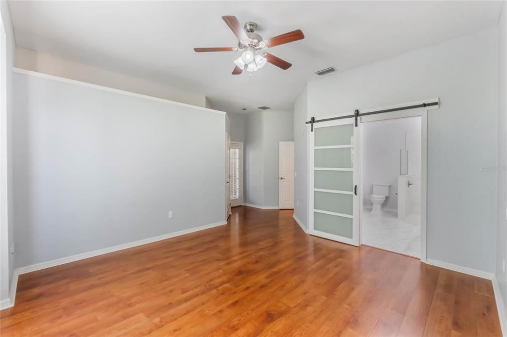 For Sale: $265,000 (2 beds, 2 baths, 1537 Square Feet)