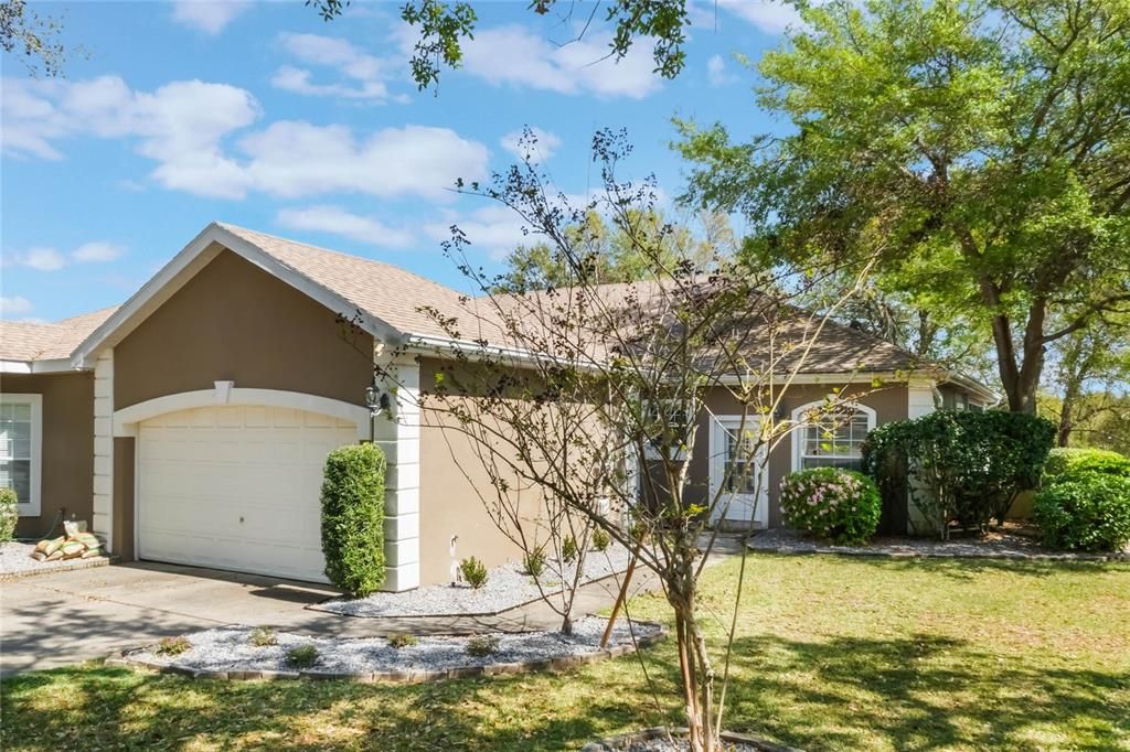 For Sale: $265,000 (2 beds, 2 baths, 1537 Square Feet)