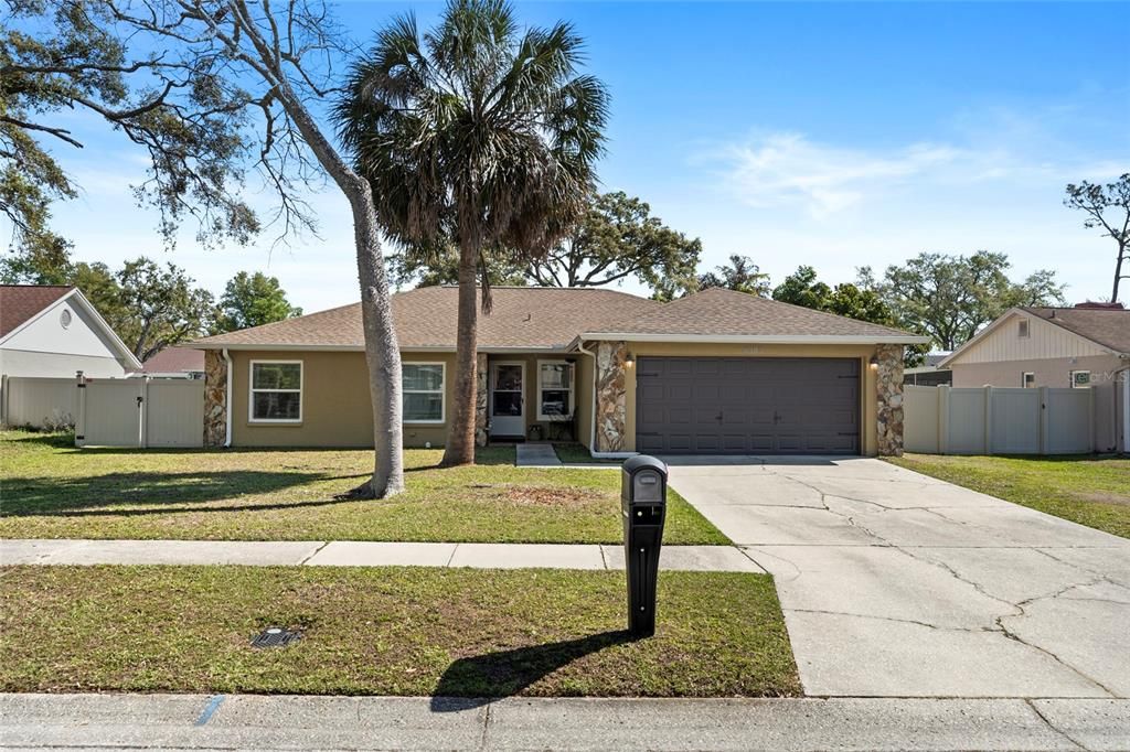 最近售出: $510,000 (4 贝兹, 2 浴室, 1521 平方英尺)