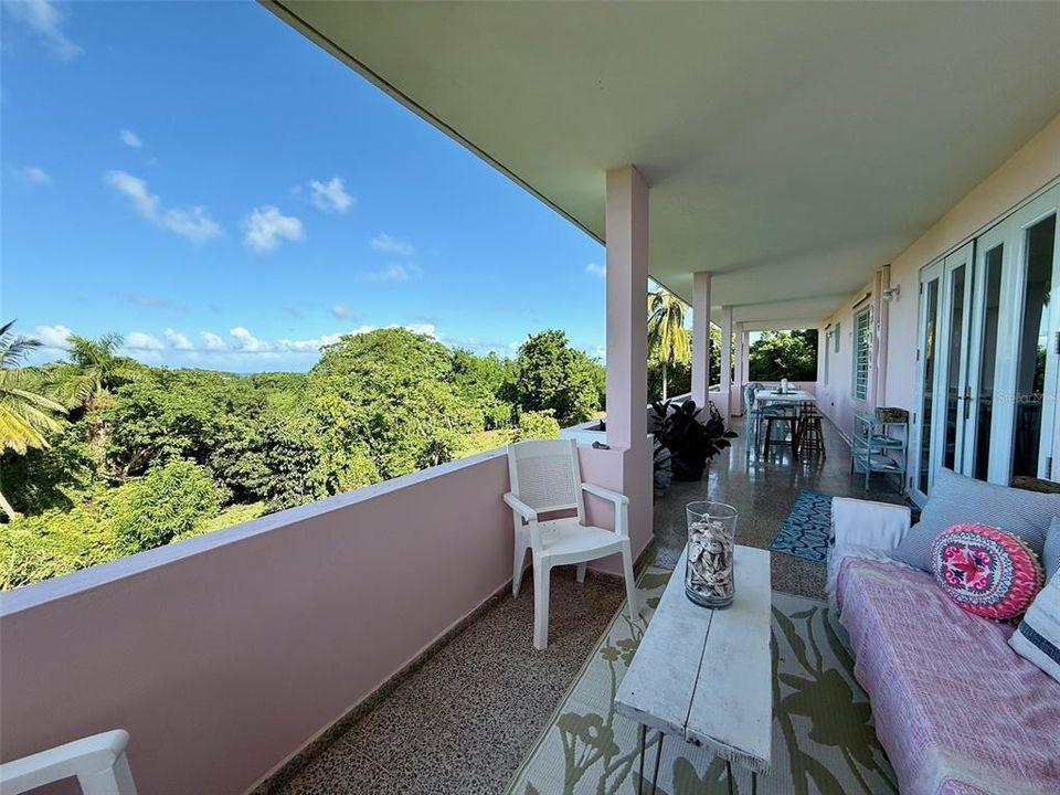 最近售出: $524,900 (4 贝兹, 2 浴室, 2100 平方英尺)