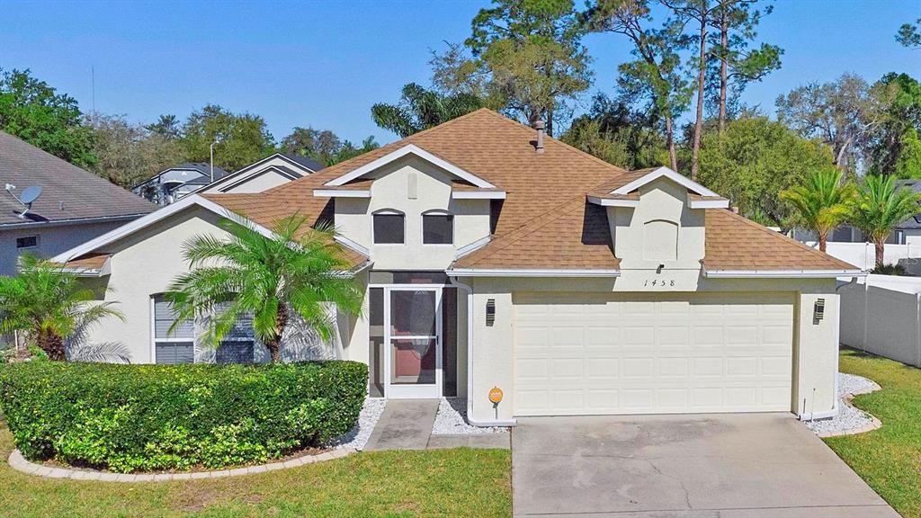 Beautiful 3-bed, 2-bath pool home!