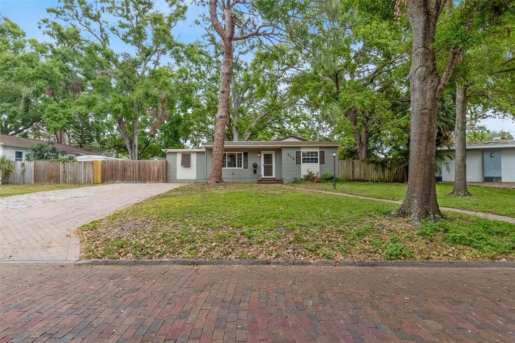 Недавно продано: $559,000 (3 спален, 2 ванн, 1009 Квадратных фут)