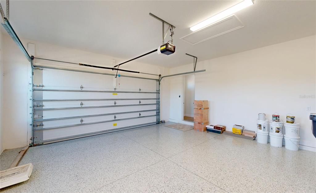 合同活跃: $739,900 (4 贝兹, 3 浴室, 3003 平方英尺)