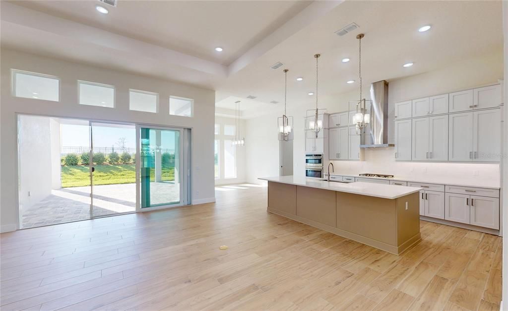 合同活跃: $739,900 (4 贝兹, 3 浴室, 3003 平方英尺)