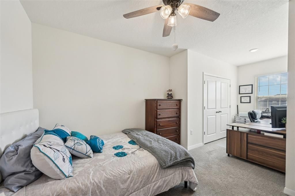 For Sale: $289,999 (3 beds, 2 baths, 1695 Square Feet)