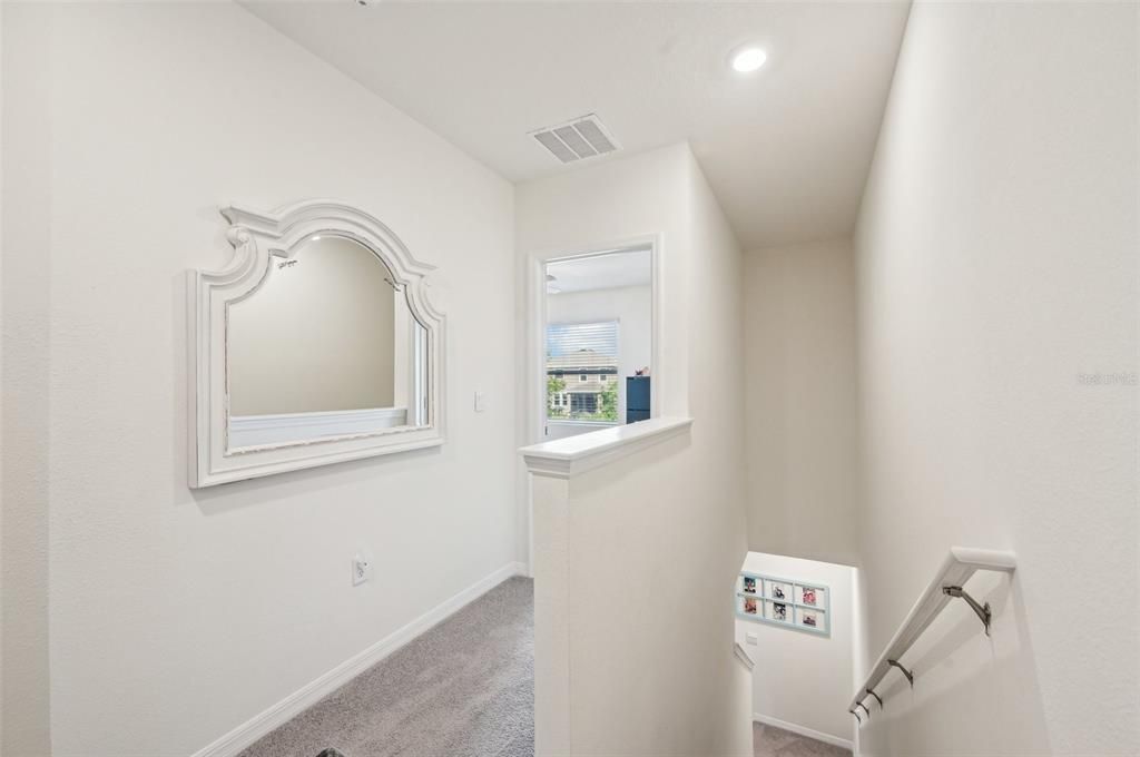 For Sale: $289,999 (3 beds, 2 baths, 1695 Square Feet)