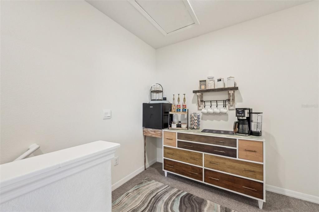 For Sale: $289,999 (3 beds, 2 baths, 1695 Square Feet)