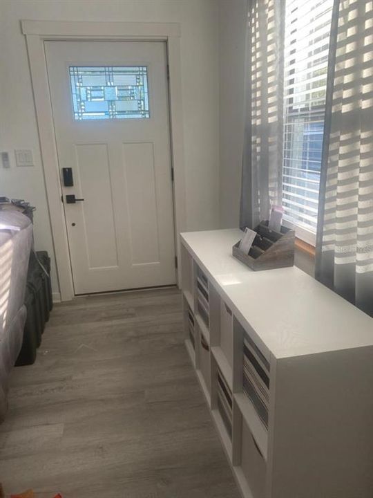 For Sale: $305,000 (3 beds, 1 baths, 1244 Square Feet)