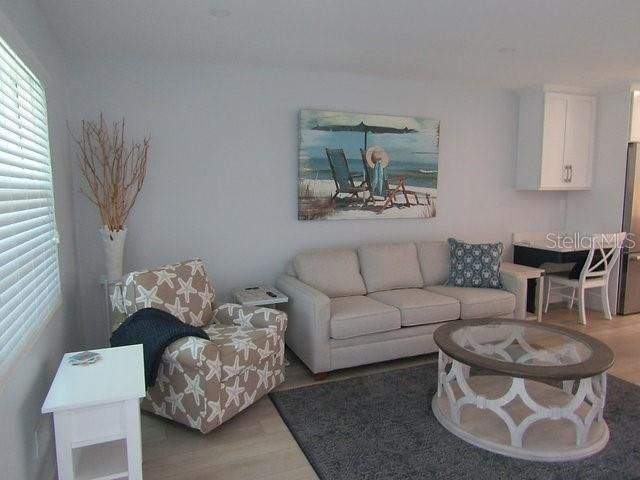 For Rent: $3,200 (1 beds, 1 baths, 754 Square Feet)