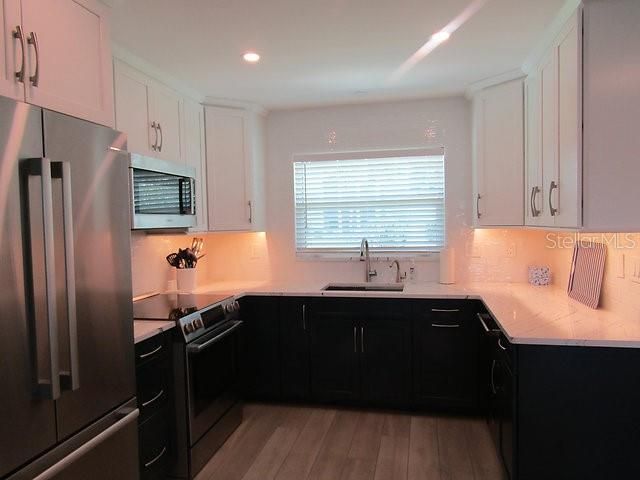 For Rent: $3,200 (1 beds, 1 baths, 754 Square Feet)