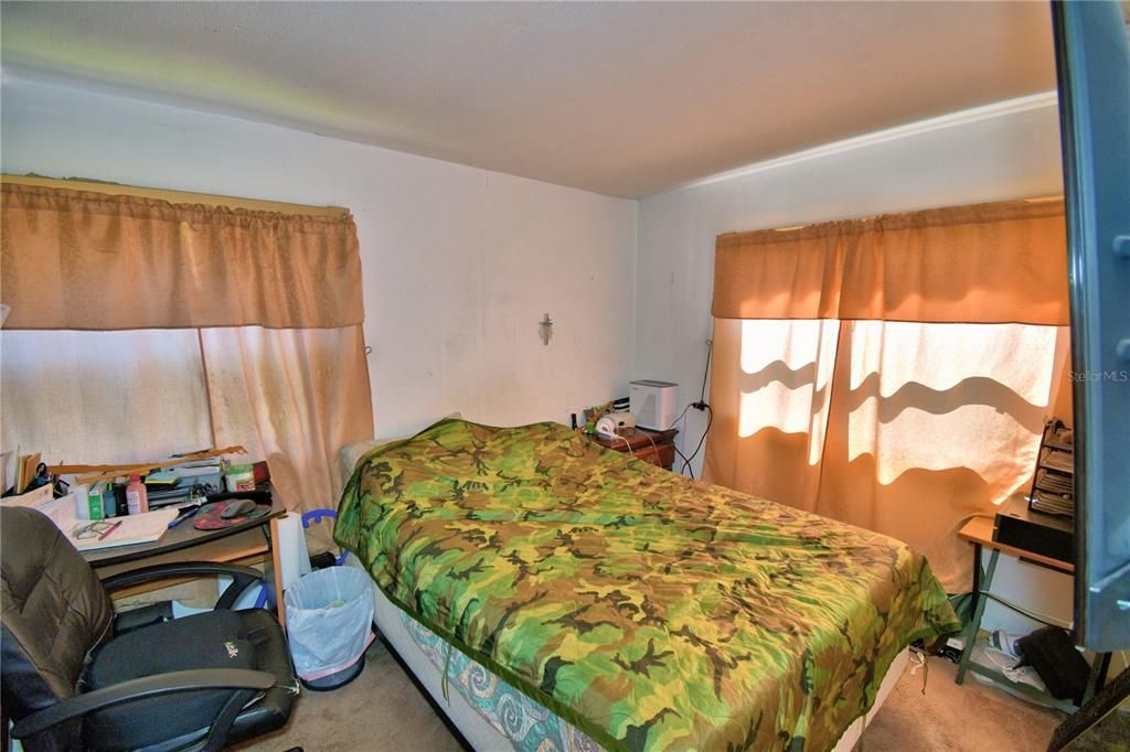 En Venta: $275,000 (4 camas, 1 baños, 924 Pies cuadrados)