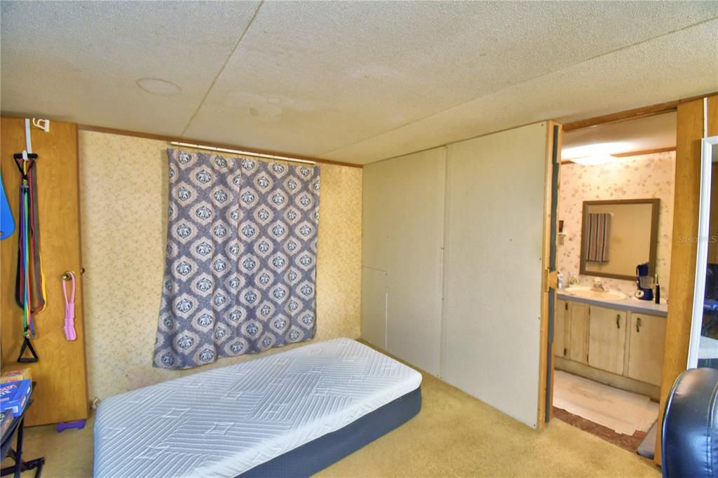 En Venta: $275,000 (4 camas, 1 baños, 924 Pies cuadrados)