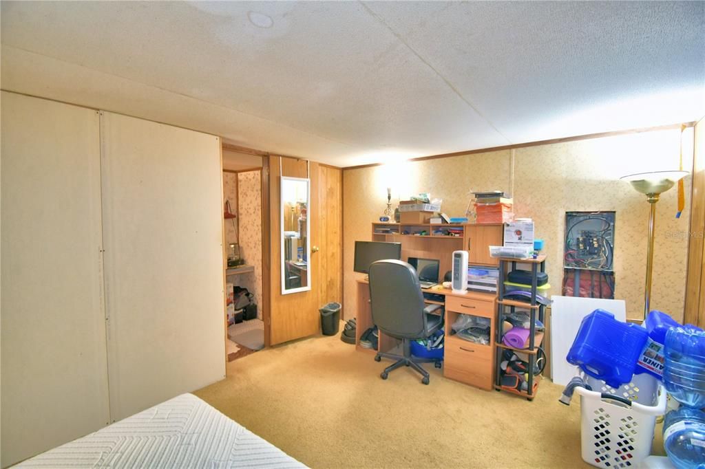 En Venta: $275,000 (4 camas, 1 baños, 924 Pies cuadrados)