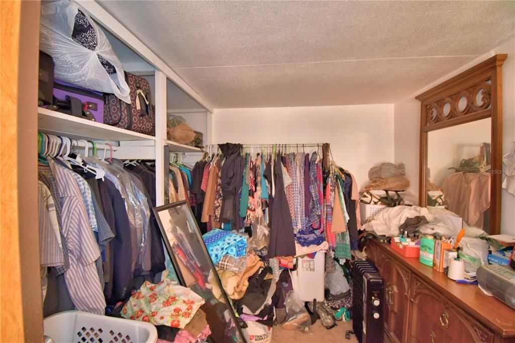 En Venta: $275,000 (4 camas, 1 baños, 924 Pies cuadrados)