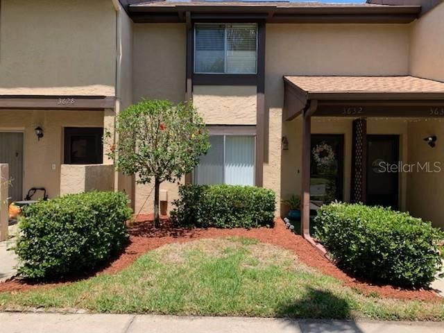 最近售出: $198,000 (2 贝兹, 1 浴室, 975 平方英尺)