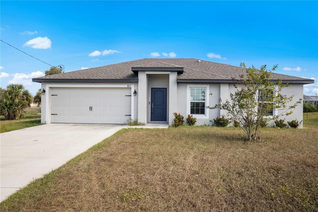 Recently Sold: $300,000 (3 beds, 2 baths, 1270 Square Feet)
