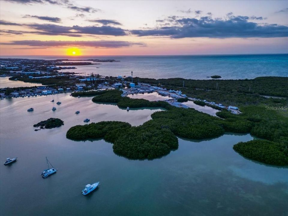 На продажу: $13,000,000 (0 спален, 0 ванн, 0 Квадратных фут)